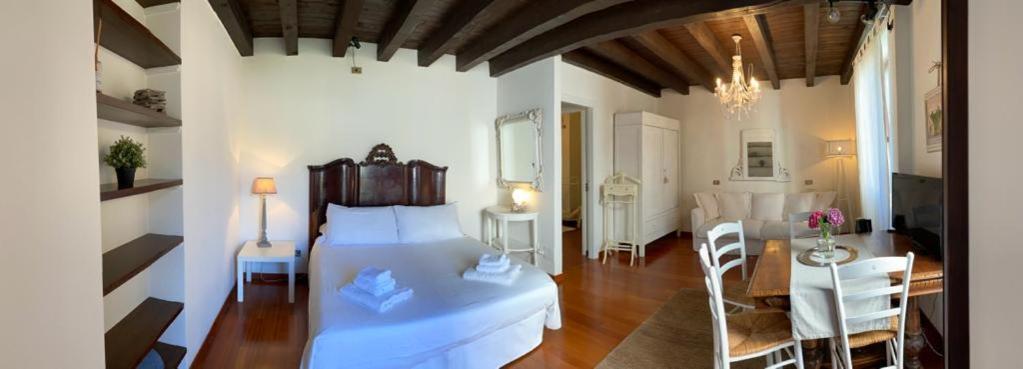 Il Giardino Segreto Bed & Breakfast Iseo Room photo